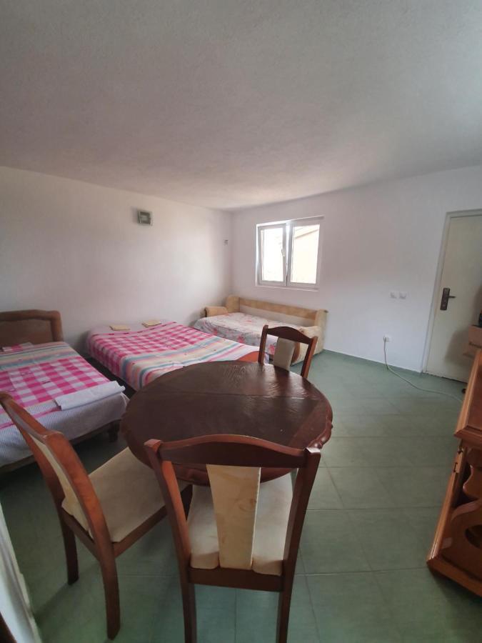 Leni Apartmani Dobre Vode Dobra Voda Ngoại thất bức ảnh